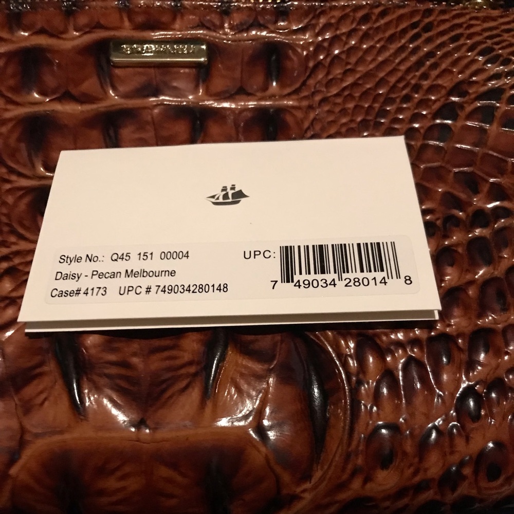 Nwot Brahmin Daisy-Pecan Melbourne Wristlet - Picture 8 of 9